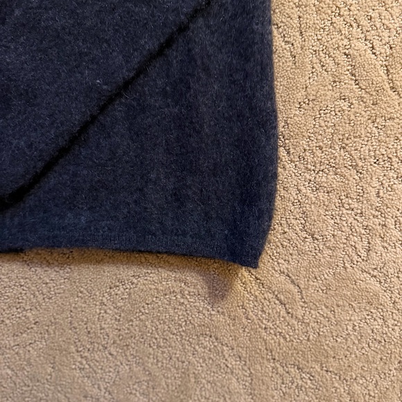 Womens Cashmere Dark Charcoal Grey V-Neck Sweater - Picture 4 of 5